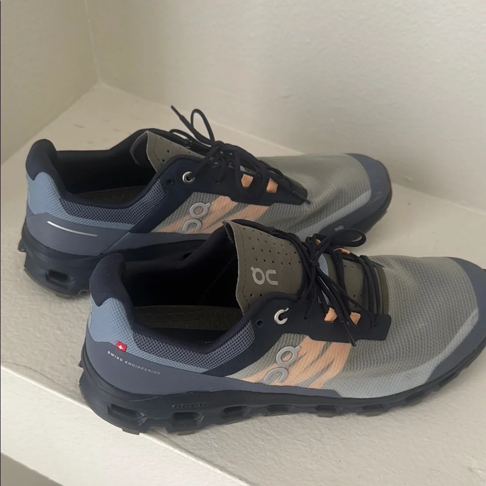 On Running Men's Cloudvista Gray with Peach Accent Training Shoes